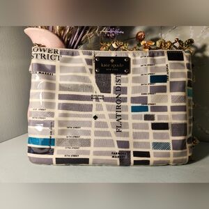Kate Spade New York cosmetic case featuring a Manhattan map print New Big 10x7.5